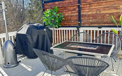 Modern Family Stay | 10 Mins to Downtown & BNA