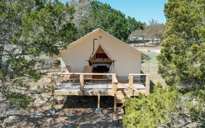 Peaceful Glamping | Award-Winning Hill Country