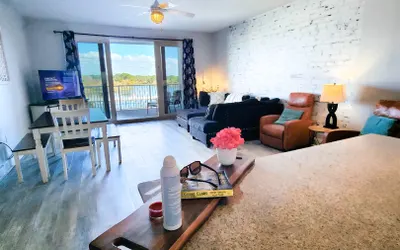 Best accessible unit on 3rd FLOOR! Gorgeous! Convenient! Heavenly!