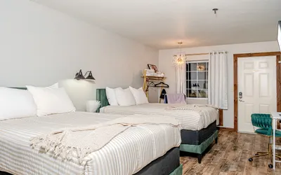 Glam Jam! - Newly Remodeled Stay in Style! Pets Stay Free