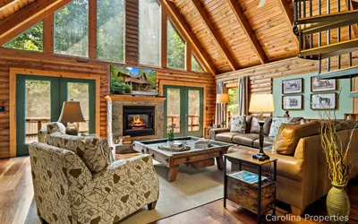 Lazy Bear Lodge by Carolina Properties