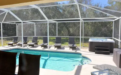 Orlando BeachHouse ❤️ Expanded pool deck & HotTub Recent renos, close to Disney!