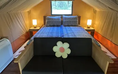 Creekside Retreat: Glamp in the Smokies