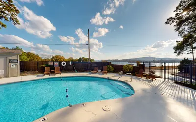 Anchors Away w/ Lake View & Pool