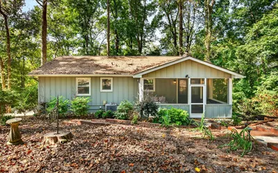 White Pine Retreat -Carolina Properties | Hot Tub, Resort Amenities, Allows Pets