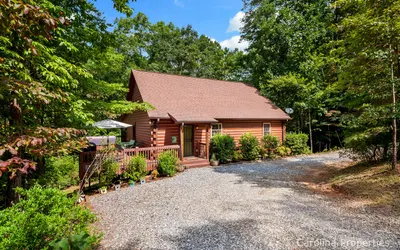 Hawks Terrace- Hot Tub, Fire Pit, Mirror Lake Access, Views!