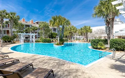 New Listing in Baytowne Wharf on Sandestin®Tropical Pool Deck,Grill,Tram,Hot Tub