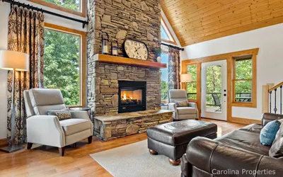 Blueridge Sunrise - Hot Tub, Fire Pit, Resort!