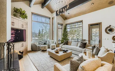 2 Lucky Star at Belle Arbor