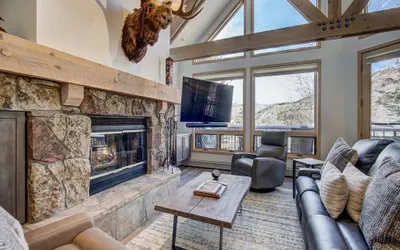 3BR Ski-In Beaver Creek Retreat, Fully Renovated!