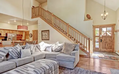 Modern 3Br Mountain Townhouse - Winter Escape Mins to Slopes