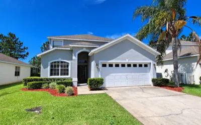 Charming Home In Highlands Reserve Golf!