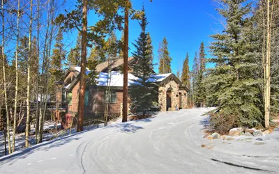 Evergreen Lodge