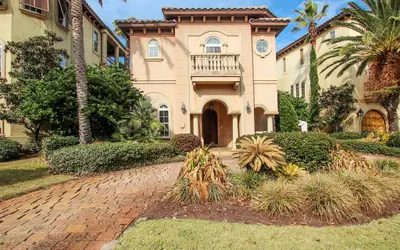 Bel Sol Luxury Tuscan-Style Home Steps to Private Tropical Pool