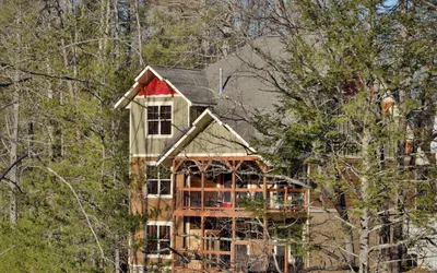 Luxurious Chalet in the Heart of the Great Smoky Mountain