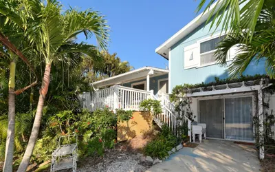 Beach Breeze Hideaway