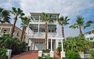 Bella Casa - Private House with Hot Tub