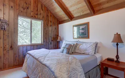 Pet-Friendly 11 Camas Home with Brand-New Private Hot Tub