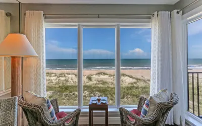 Beach Condo with Spectacular Panoramic Oceanfront Views Free WiFi