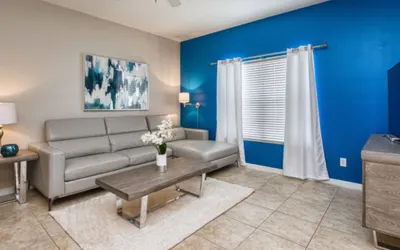 Adorable Family Townhome w/Splashpool!  Bright & Cheery Decor, Resort w/amenities, Free WiFi