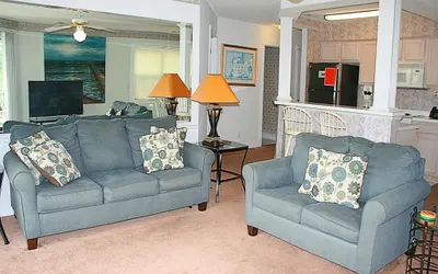 Brunswick Plantation Villa 604 with Beaches Nearby, Enjoy 27 Hole Golf Course