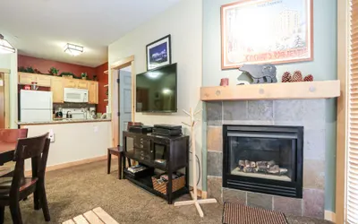 Sunstone 126 5-Star with Great Complex Amenities, Ski-in Ski-out at Eagle Lodge
