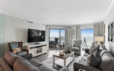 IR 405 Stunning is the only word to describe a unit that has been totally redone