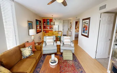 306C is a Large 2 BR on the Harbor with great rates and free beach buggy