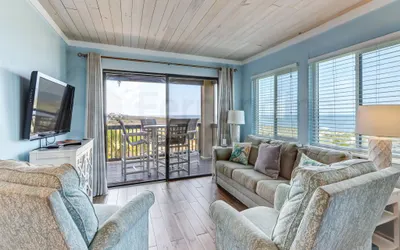 Newly Remodeled Oceanfront Condo with Salt Water Pool and Private Walkway to Beach