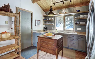 Lodge at Boreas Pass