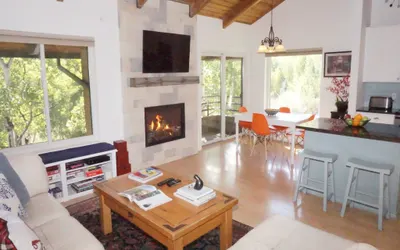 Newly Remodeled - Close to everything in Snowmass Village