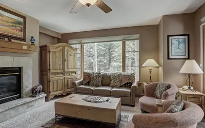 Cozy 2BR Condo - Walk to Chairlift!