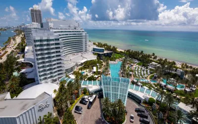 Fontainebleau Tresor Bay/Ocean View Junior Suite