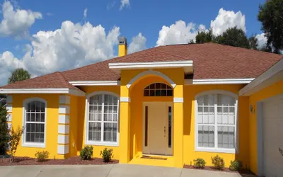 Bursting with Sunshine Pool Home S & G