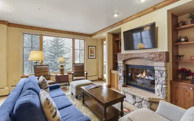 Gorgeous 2 BR With Lift View in Beaver Creek, Ski In/Ski Out
