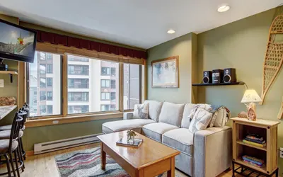 Village at Breckenridge Peak 9 Inn, Liftside 403