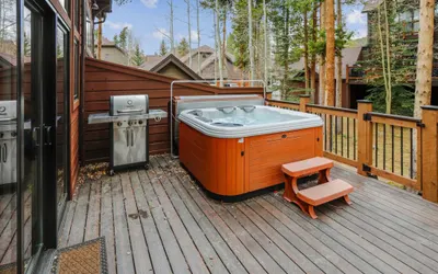 Village Point 109