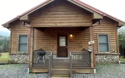 Ruby Bear - 2 Bedrooms, 1 Baths, Sleeps 4