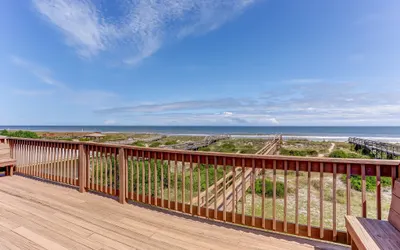 Endless Ocean Views in S Fletcher Duplex