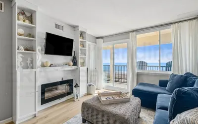 Coral Sands Beautiful Condominium