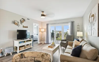 Seacrest 407 is a 2 BR Gulf front on Okaloosa Island