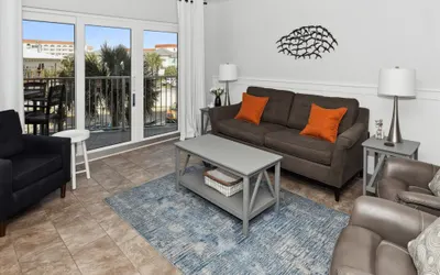 Seacrest 305 is a 2 BR Gulf front on Okaloosa Island