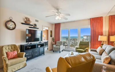 Seacrest 706 is a 2 BR Gulf Front on Okaloosa Island