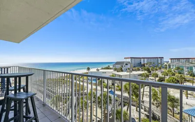 Seacrest 501B is a Gulf Front 2 BR on Okaloosa Island