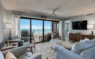 442 Amelia By The Sea