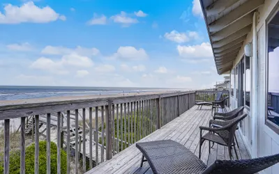 Oceanfront Pet Friendly Unit