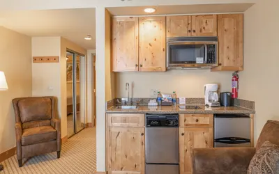 Grand Lodge Condo in the Heart of Mt Crested Butte