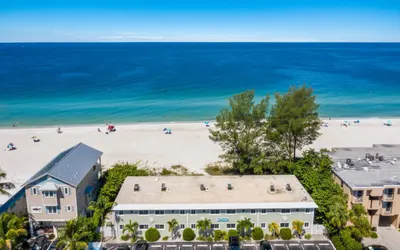 Shell Cove 106