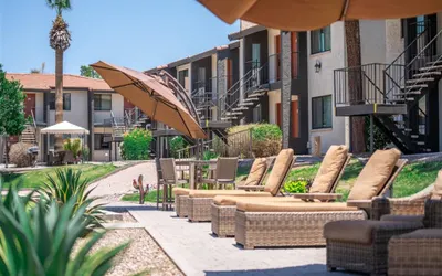 Scottsdale's premium short term getaway, Fully furnished 1 bedroom homes, FREE Golf, cable, utilities, Wi-Fi, parking, pool, and bike trails- Unit 231