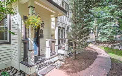 Ridge Street Chalet B